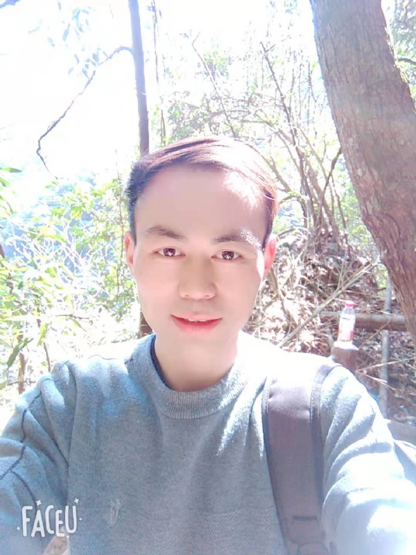 阿龙的第一张照片--遵义相亲服务中心