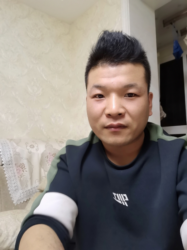 小猪猪的第一张照片--遵义相亲服务中心
