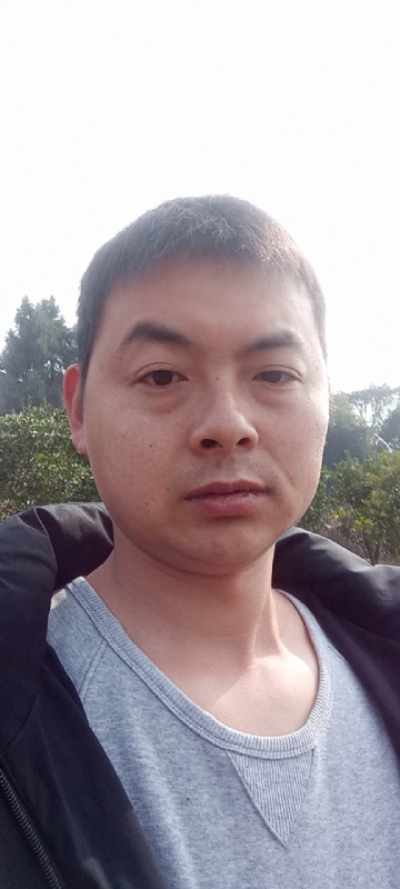 亲亲抱抱我爱你的第一张照片--遵义相亲服务中心