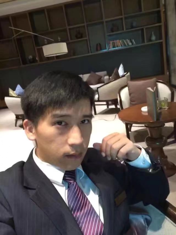 一条孤独的鱼的第二张照片--遵义相亲服务中心