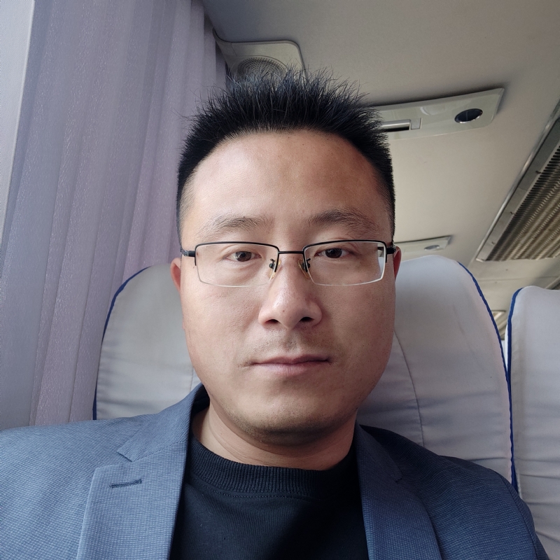 桑业挺的第一张照片--遵义相亲服务中心