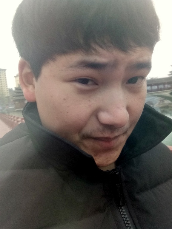 侗族青年作家超超的第二张照片--遵义相亲服务中心