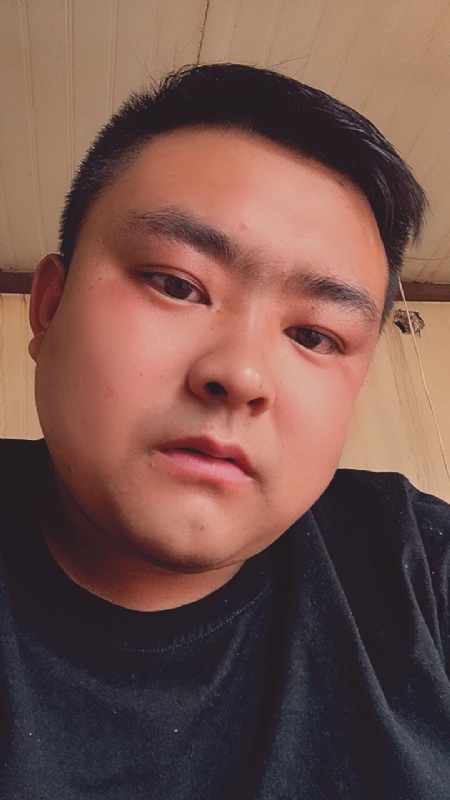 爱我所爱的第一张照片--遵义相亲服务中心