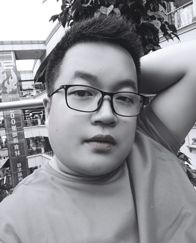 2公子的第三张照片--遵义相亲服务中心