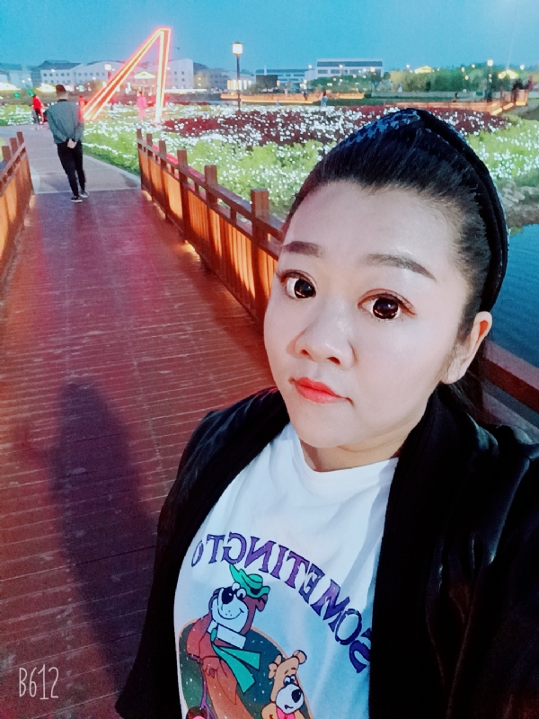 孙晓雪的第一张照片--遵义相亲服务中心