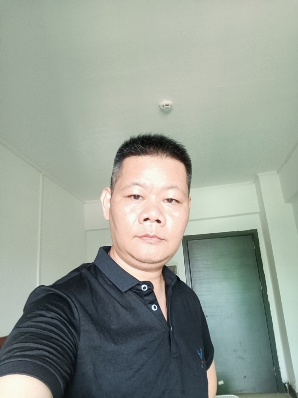 XAUXU的第一张照片--遵义相亲服务中心