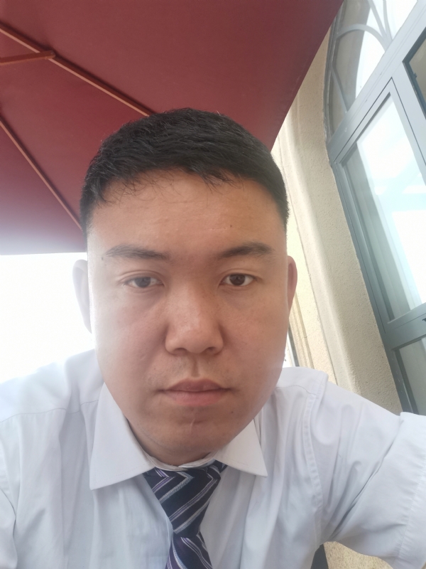 小龙哥的第一张照片--遵义相亲服务中心