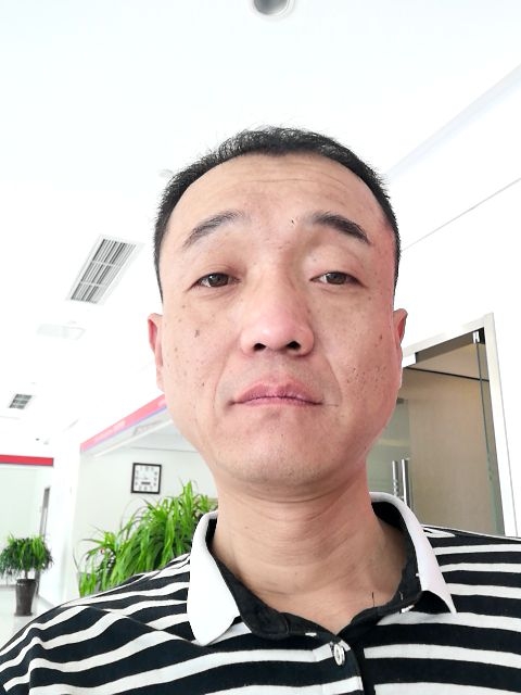 社会你的飞哥的第一张照片--遵义相亲服务中心