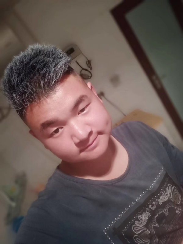 李子木的第二张照片--遵义相亲服务中心