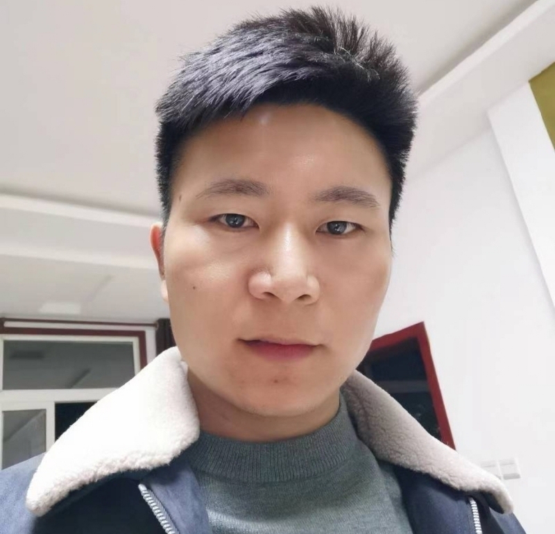 延峰的第一张照片--遵义相亲服务中心