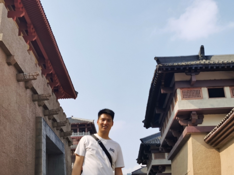 咸鱼不闲的第二张照片--遵义相亲服务中心