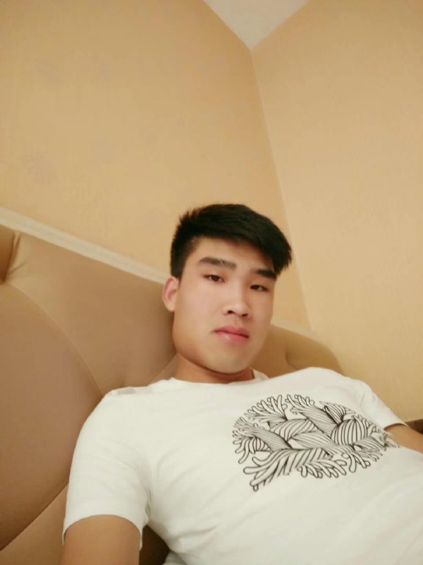 谁不曾孤单上路的第二张照片--遵义相亲服务中心