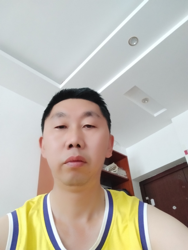 写尽半生纸上酸的第一张照片--遵义相亲服务中心