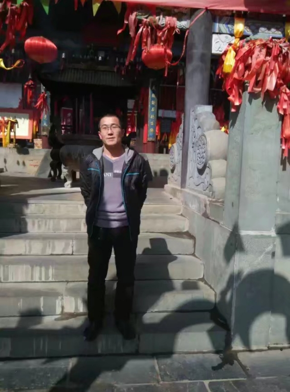 淡然的第一张照片--遵义相亲服务中心