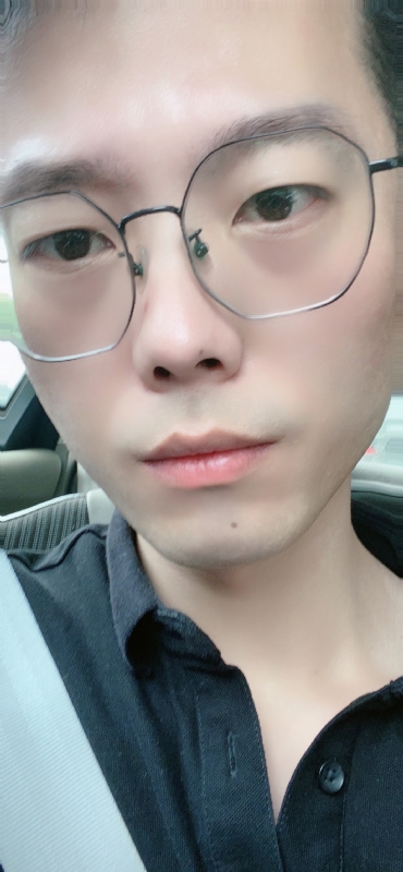 至尊宝的第三张照片--遵义相亲服务中心