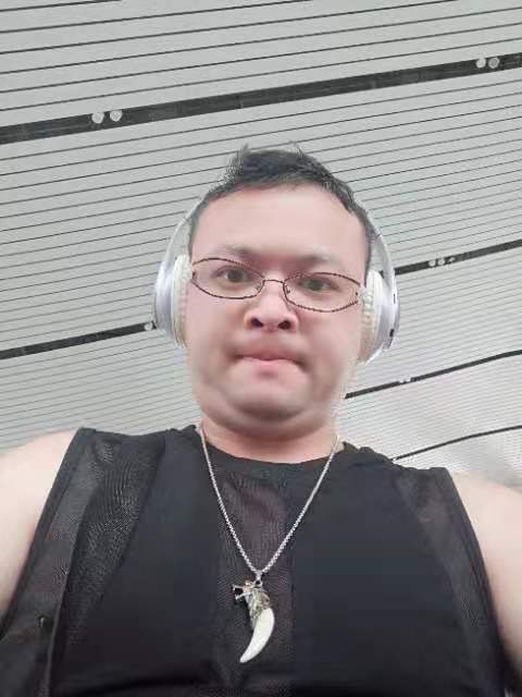 醉叶孤城的第一张照片--遵义相亲服务中心