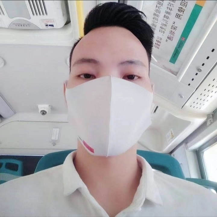 摆渡者的第一张照片--遵义相亲服务中心