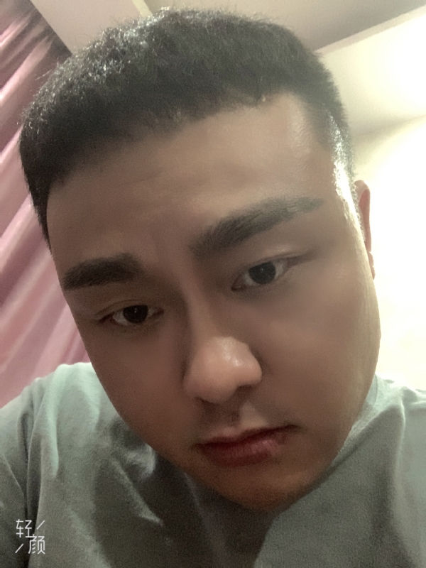 何为奈何的第二张照片--遵义相亲服务中心