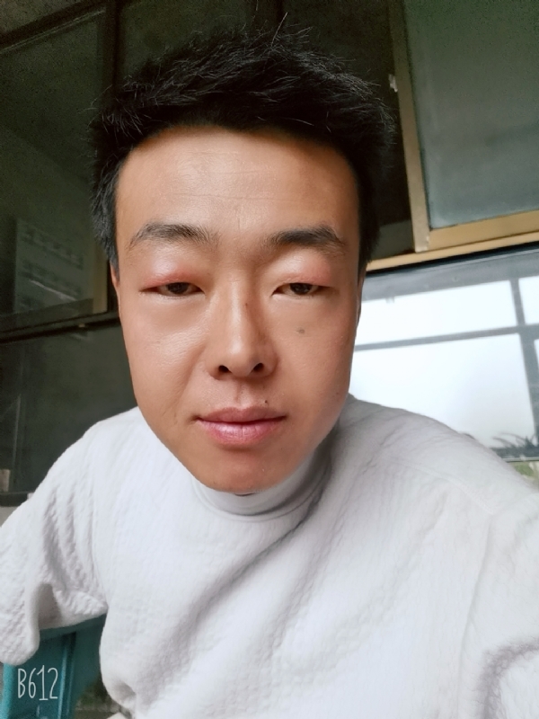 缺爱80后的第一张照片--遵义相亲服务中心