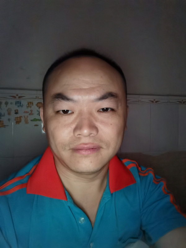 与子携老的第二张照片--遵义相亲服务中心