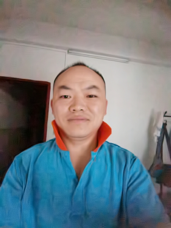 与子携老的第四张照片--遵义相亲服务中心