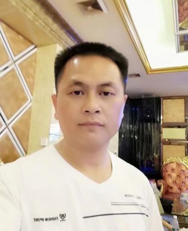 小梁的第一张照片--遵义相亲服务中心