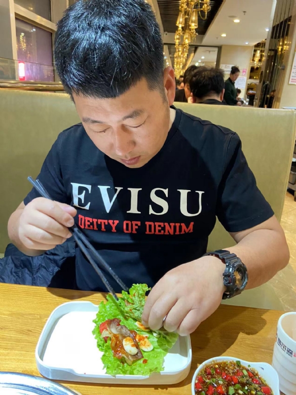 砒霜的第一张照片--遵义相亲服务中心