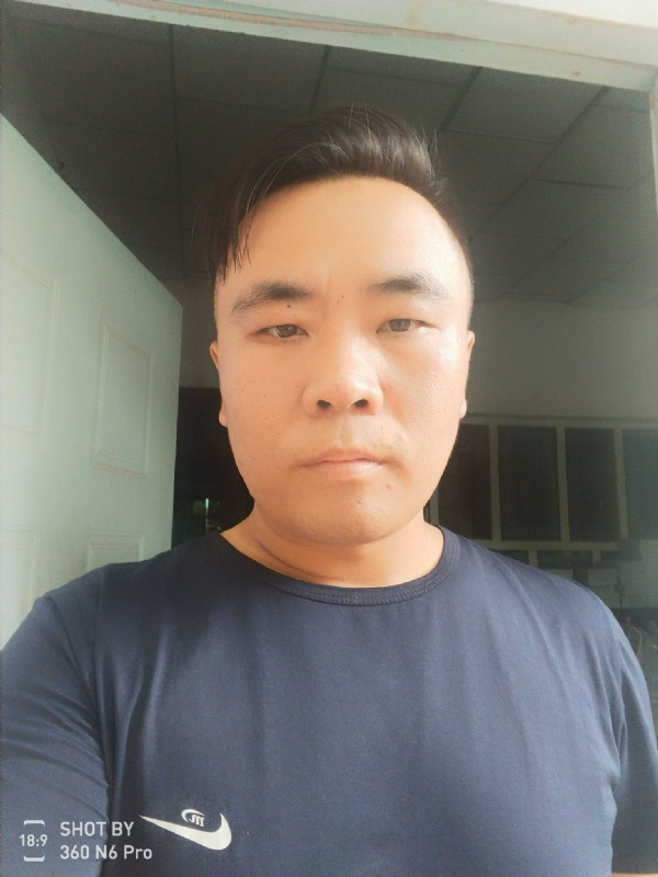 云的第一张照片--遵义相亲服务中心