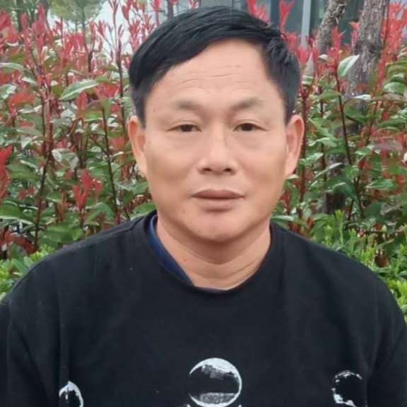 老黄牛的第一张照片--遵义相亲服务中心