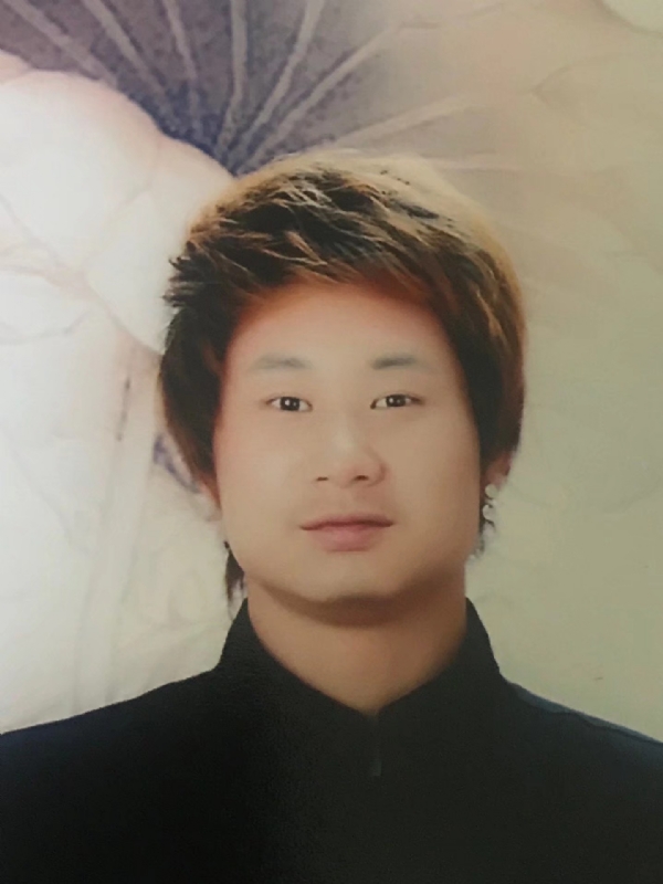 咮辛的第一张照片--遵义相亲服务中心