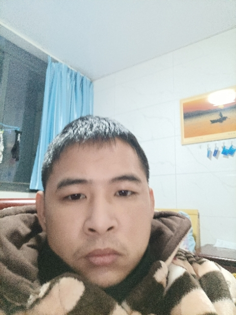 寂寞的第一张照片--遵义相亲服务中心