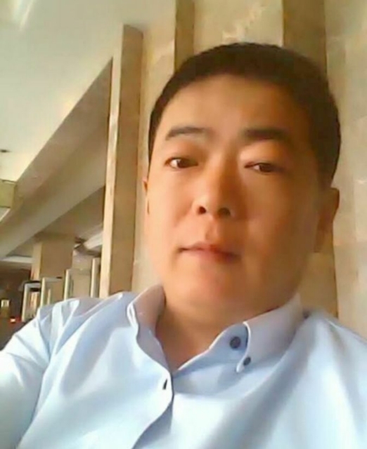 落叶随风的第一张照片--遵义相亲服务中心