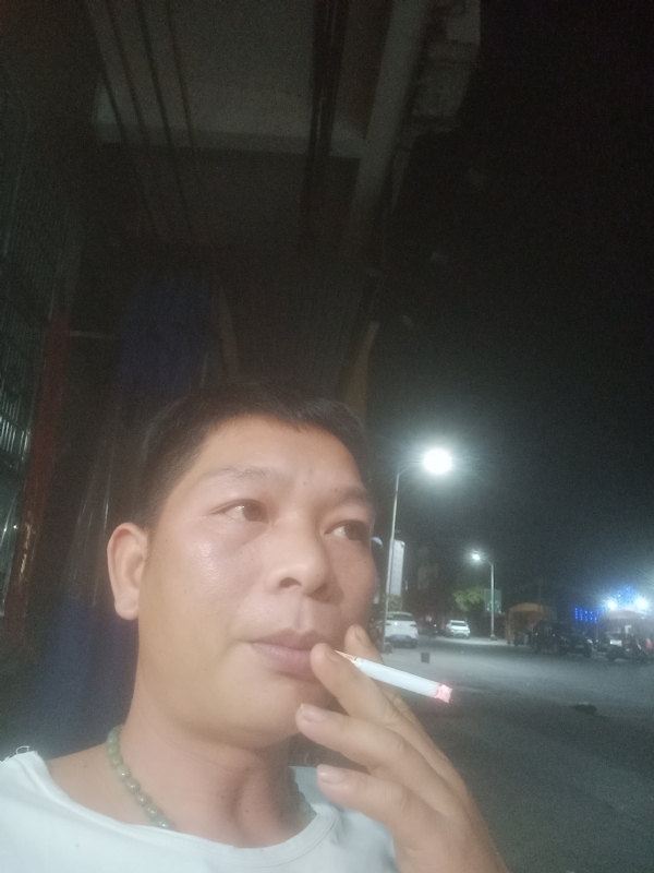 善解人意的第二张照片--遵义相亲服务中心