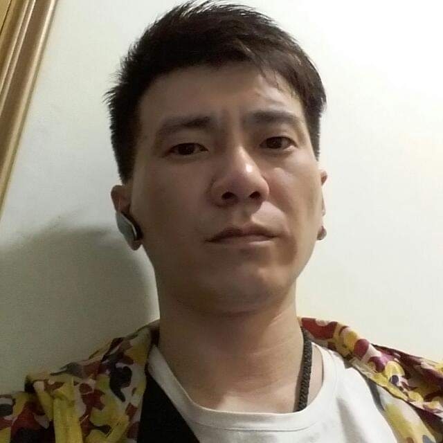 ~忠~仔的第四张照片--遵义相亲服务中心