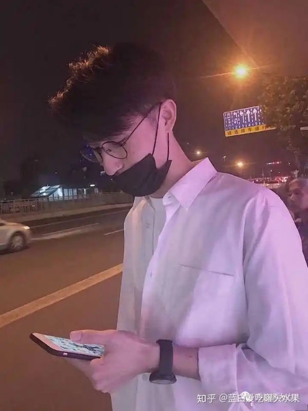情圣的第一张照片--遵义相亲服务中心
