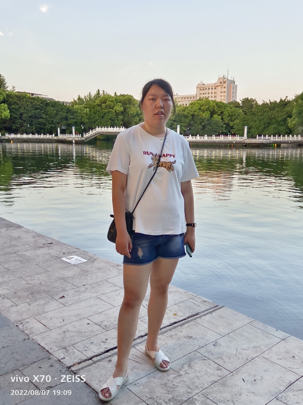 幸福触手可及的第一张照片--遵义相亲服务中心