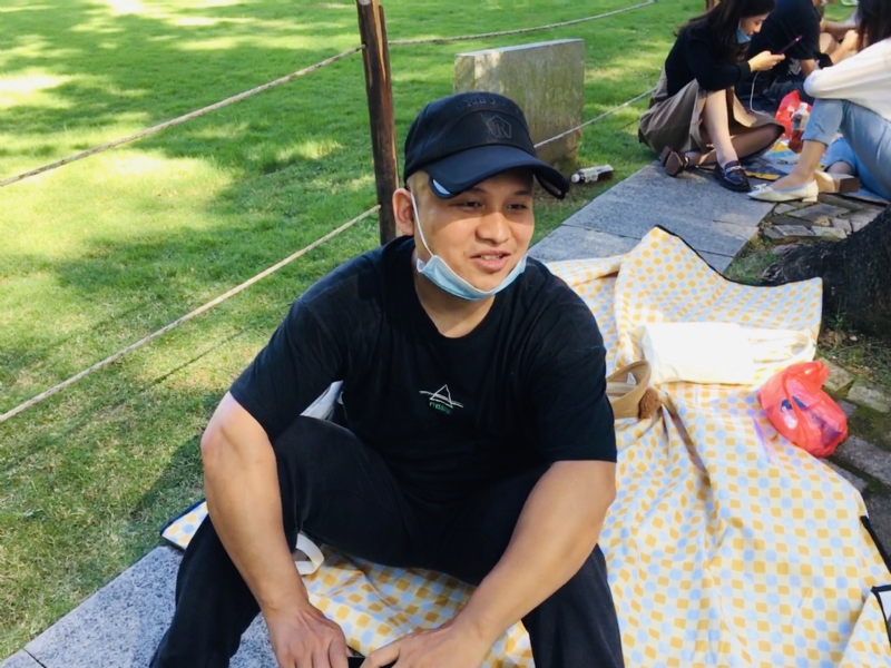 好大一颗石头的第一张照片--遵义相亲服务中心