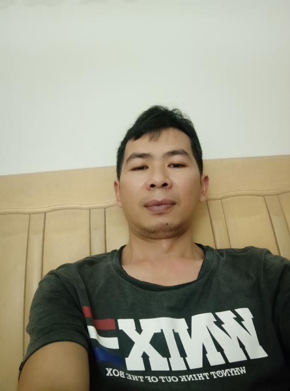 小伙子的第四张照片--遵义相亲服务中心