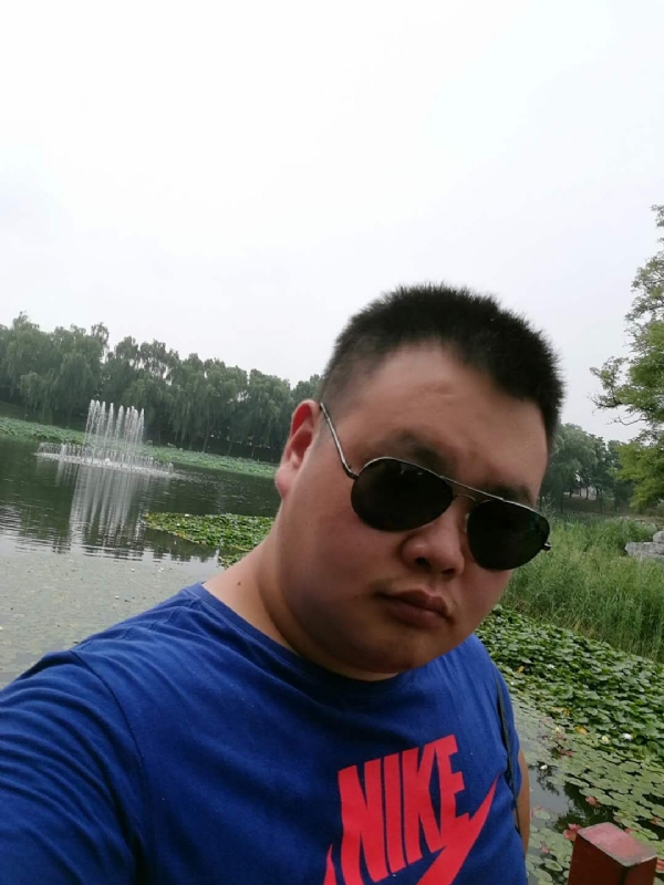石头的第一张照片--遵义相亲服务中心
