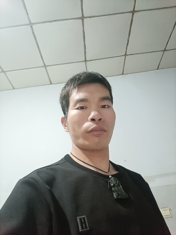 小松(11)的第一张照片--遵义相亲服务中心