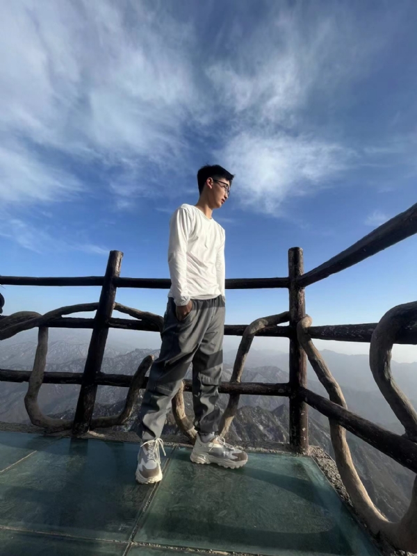 怜ぁ熙的第一张照片--遵义相亲服务中心