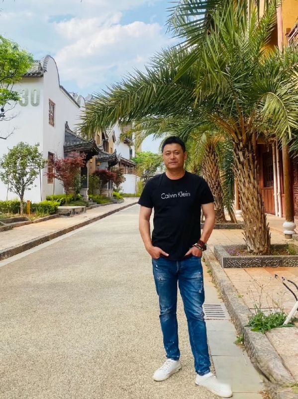 莪、蓶伱专属的第一张照片--遵义相亲服务中心