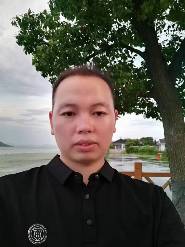 一起说晚安的第一张照片--遵义相亲服务中心