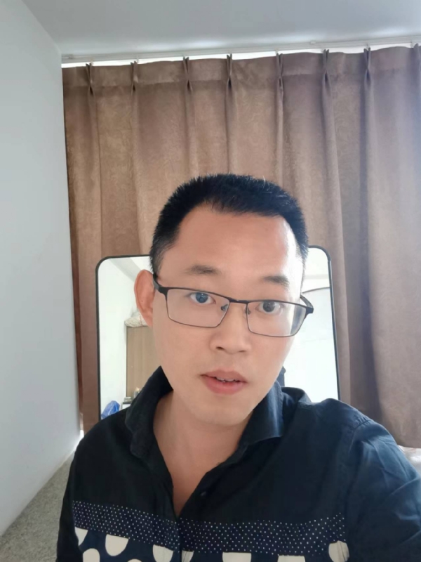 lips11的第一张照片--遵义相亲服务中心