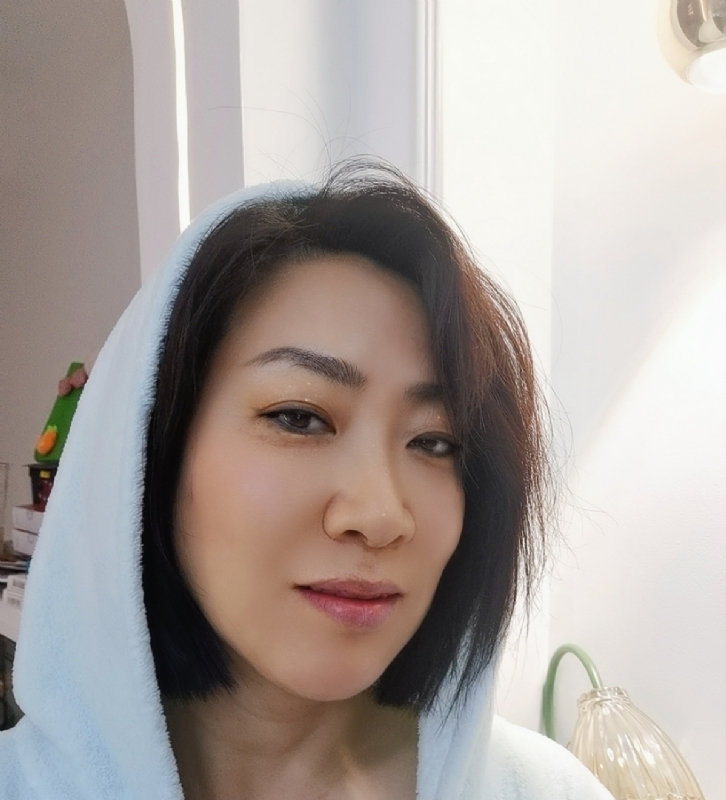 火玫瑰的第一张照片--遵义相亲服务中心