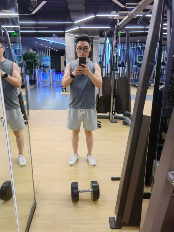 超哥的第一张照片--遵义相亲服务中心