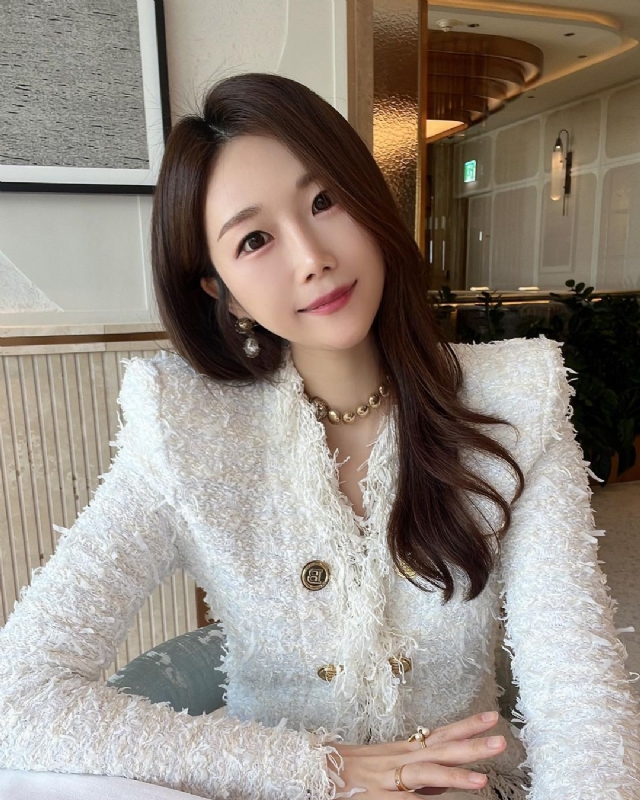 惠然的第一张照片--遵义相亲服务中心