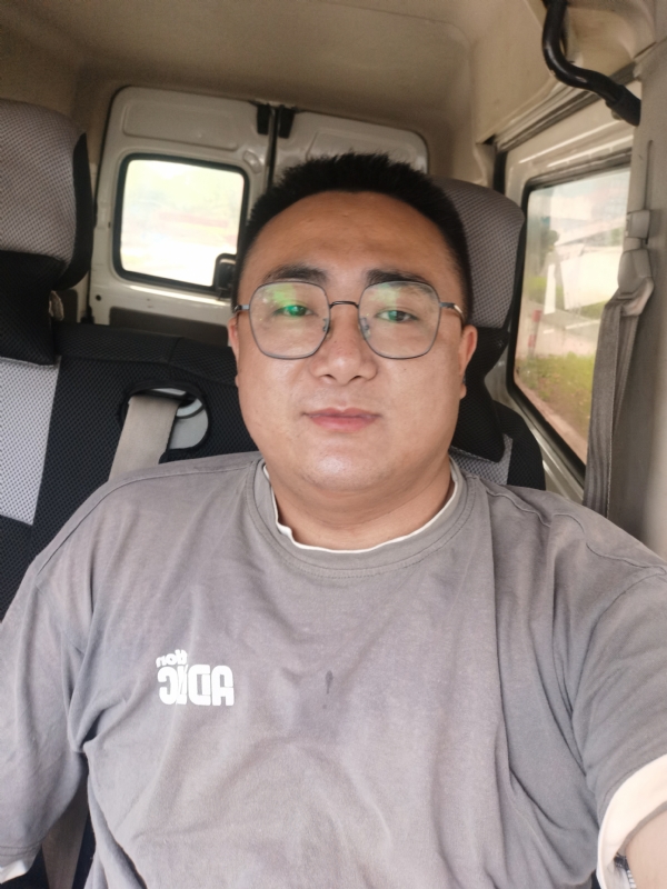 奇卡的第二张照片--遵义相亲服务中心