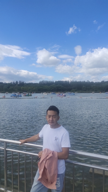 脱了壳的龟的第一张照片--遵义相亲服务中心