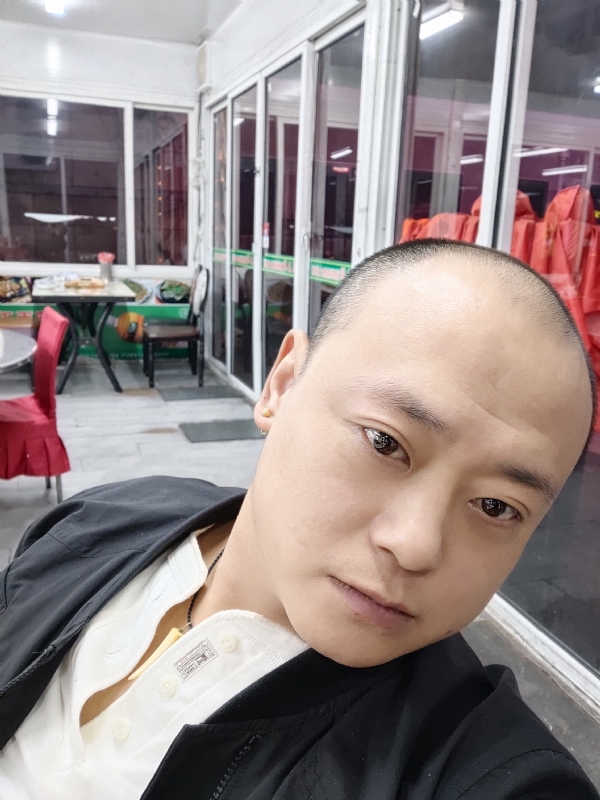 大连相亲的第一张照片--遵义相亲服务中心